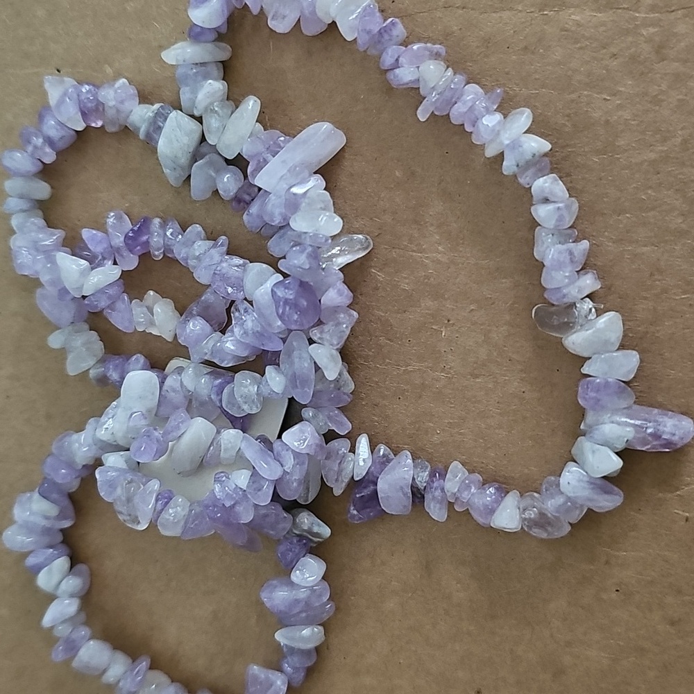 Light Amethyst Chip Necklace